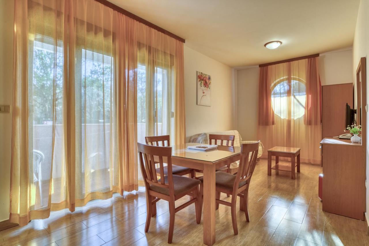 Garni Hotel Milica Herceg Novi Ngoại thất bức ảnh