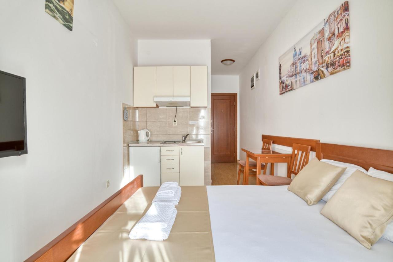 Garni Hotel Milica Herceg Novi Ngoại thất bức ảnh