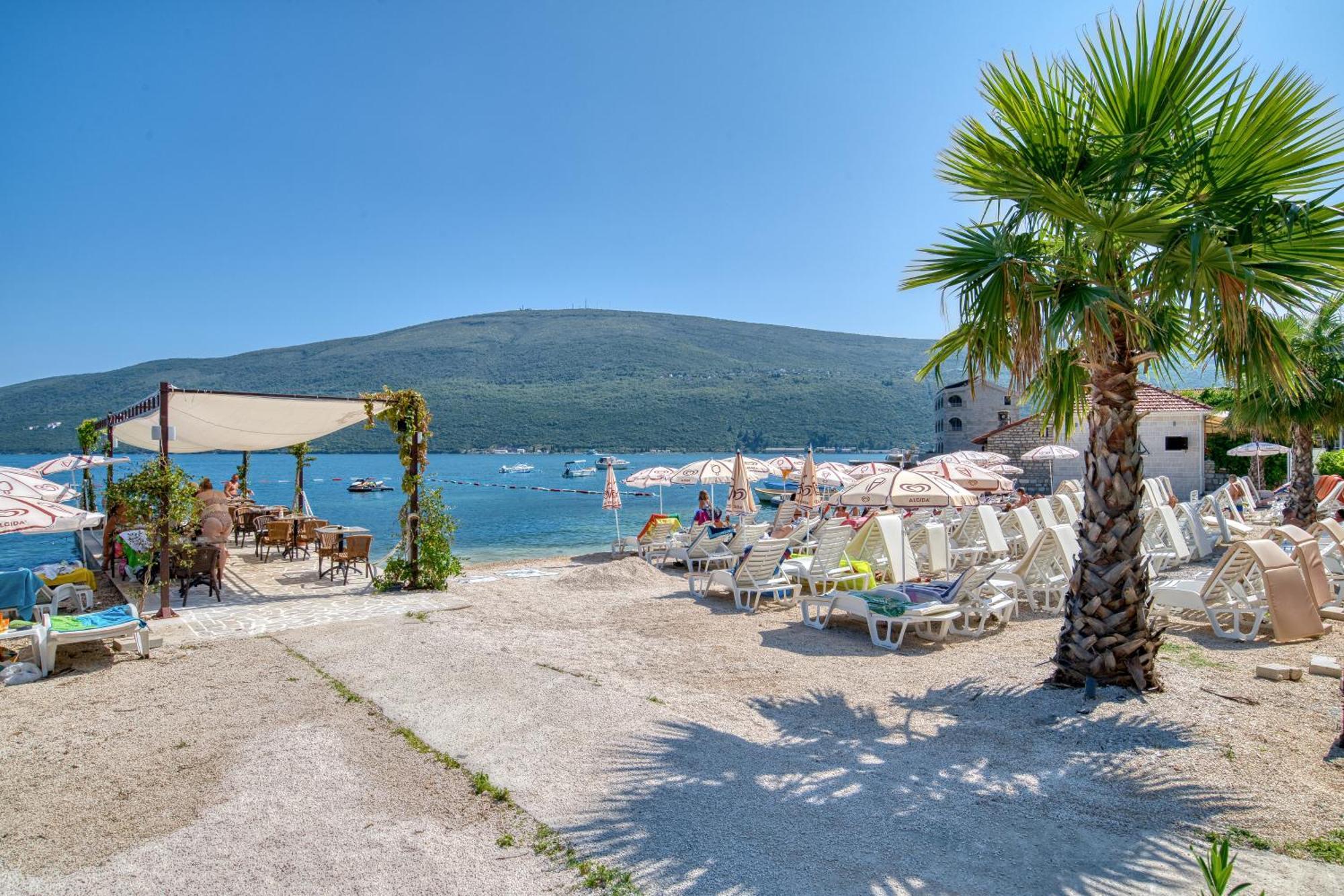 Garni Hotel Milica Herceg Novi Ngoại thất bức ảnh