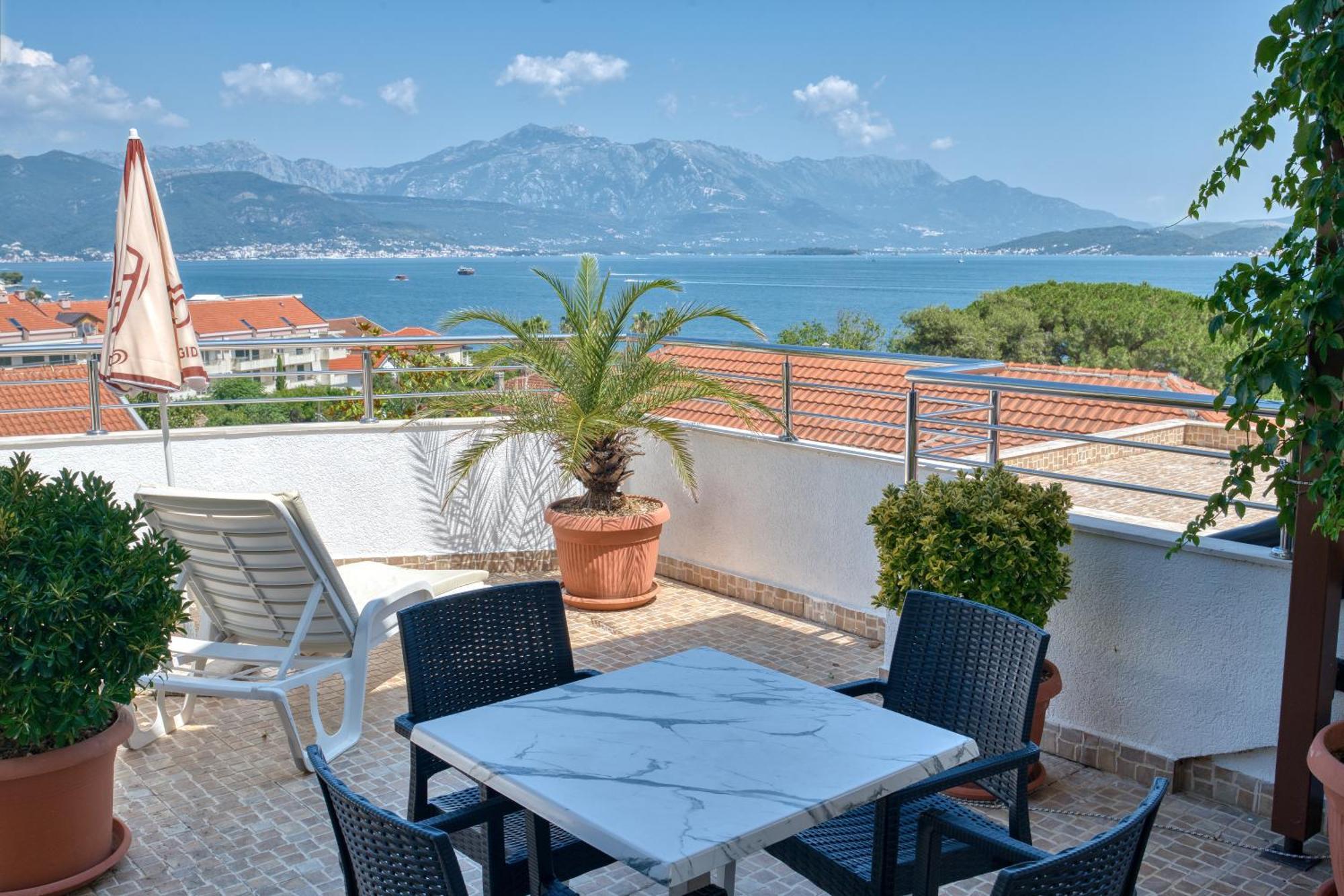 Garni Hotel Milica Herceg Novi Ngoại thất bức ảnh