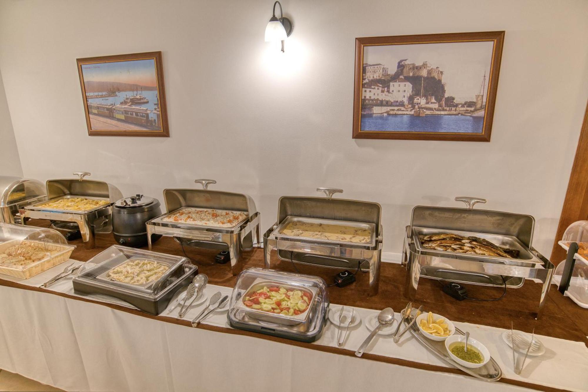 Garni Hotel Milica Herceg Novi Ngoại thất bức ảnh