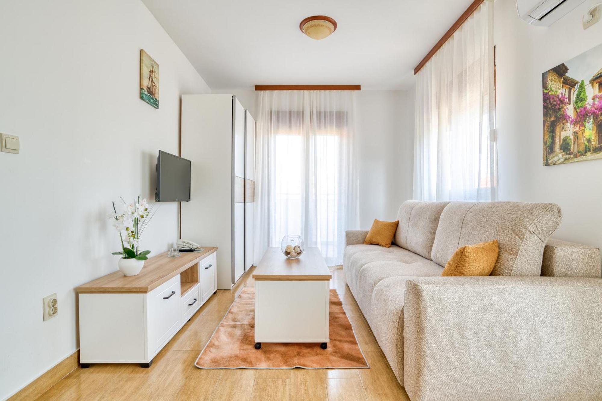 Garni Hotel Milica Herceg Novi Ngoại thất bức ảnh